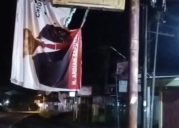 Banner Bakal calon Kepala daerah lepas