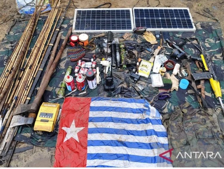 Satgas kontak senjata dengan OPM di Maybrat dan amankan senjata