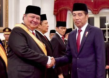 Presiden Jokowi berikan 64 penghargaan