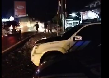 Kelompok Massa Serang Aksi Damai Tolak Batu Bara,  Satu Orang Terluka
