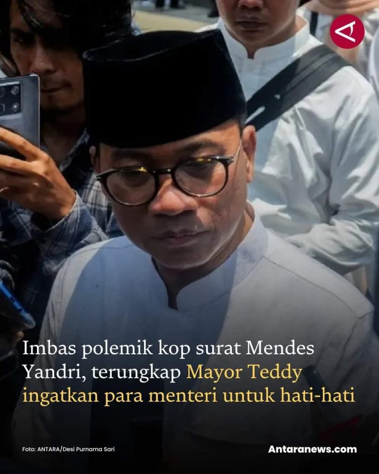 Ramai diberitakan Seskab Mayor Teddy memberi imbauan kepada para menteri lewat grup WhatsApp