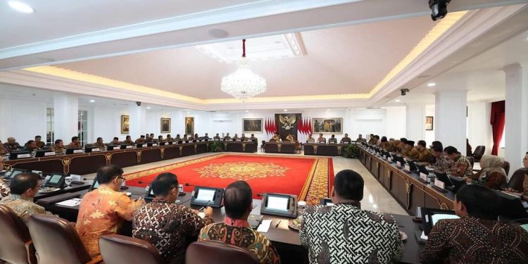 Presiden Prabowo menekankan: Pentingnya Kerjasama tim dalam kabinet;