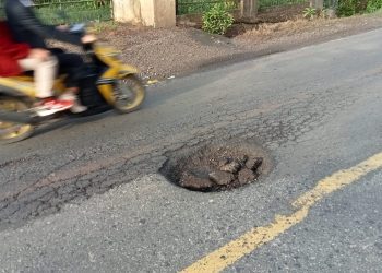 Lubang Besar Membahayakan Keselamatan