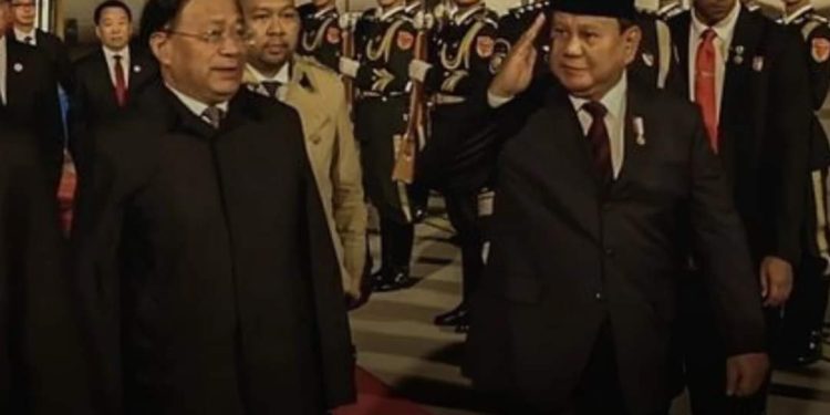 Presiden Prabowo Subianto disambut oleh Menteri Pertanian Republik Rakyat Tiongkok