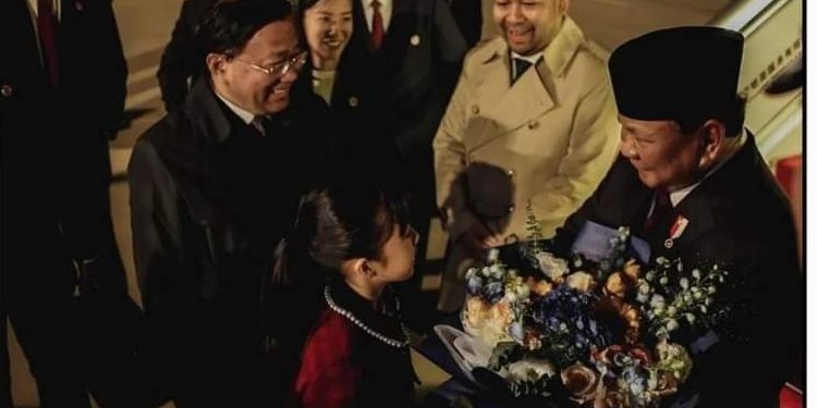 Presiden Prabowo Subianto disambut oleh Menteri Pertanian Republik Rakyat Tiongkok