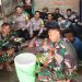 TNI/Polri Berbaur Bersama Warga Sebagai Pelipur Lara