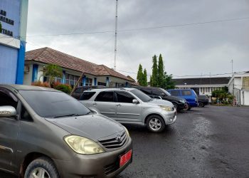 Puluhan Mobil Dinas Tak Bayar Pajak