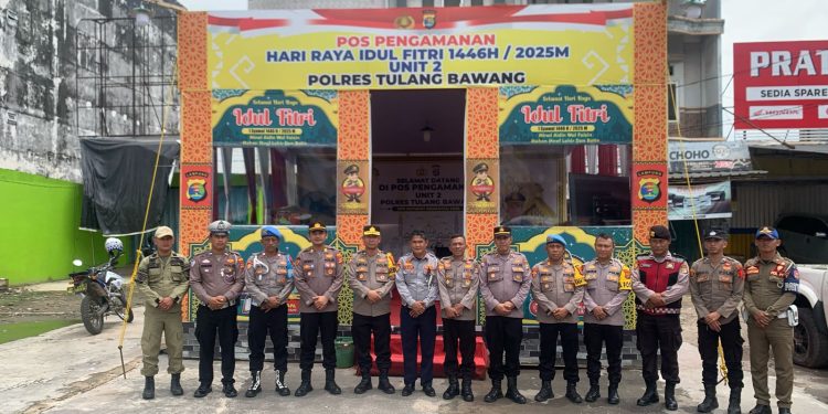Kabag Ops Bersama PJU Polres Tulang Bawang Kunjungan di Tiga Pos Operasi Ketupat Krakatau 2025,