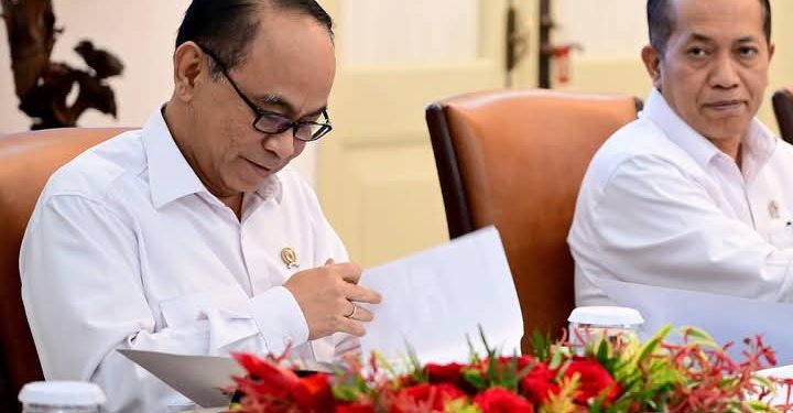 Presiden memimpin rapat terbatas bersama sejumlah jajaran Menteri Kabinet Merah Putih