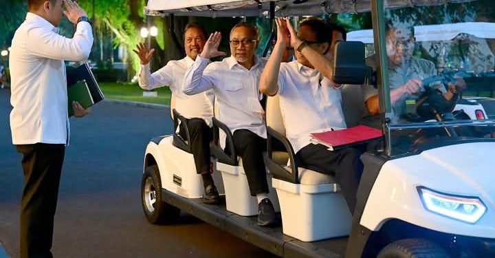 Presiden memimpin rapat terbatas bersama sejumlah jajaran Menteri Kabinet Merah Putih