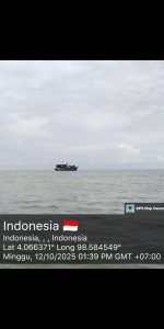 Tampak kapal Asing memasuki ZEE Indonesia