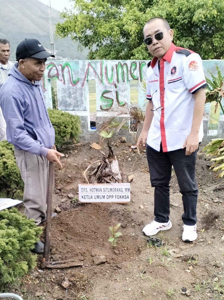 FOKKSA Tanam 3.000 Pohon Berbuah di Sianjur Mula Mula, Garda Baru Ekonomi & Pelestarian Alam