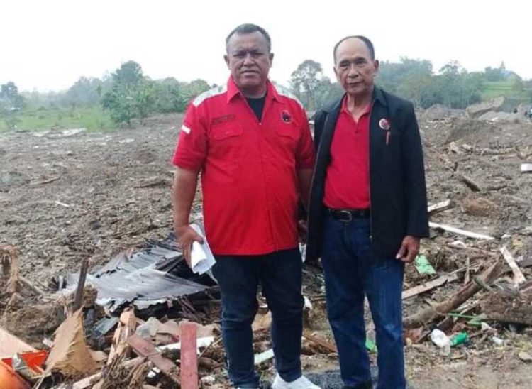 PDI Perjuangan Sumut Salurkan Bantuan, Tiga Desa di Humbahas Hancur Akibat Bencana