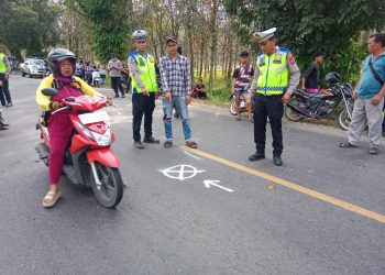 Tangani Kecelakaan Maut di Tapian Dolok, Kanit Gakkum dan Kapolsek Serbalawan Tunjukkan Respon Cepat