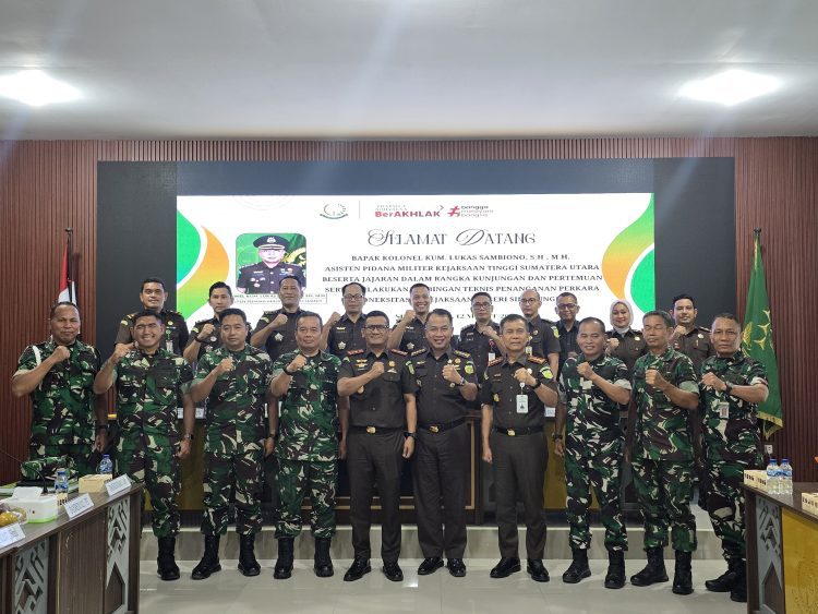 Kajari Simalungun Terima Kunjungan Aspidmil Kejati Sumut untuk Bimtek Penanganan Perkara Koneksitas